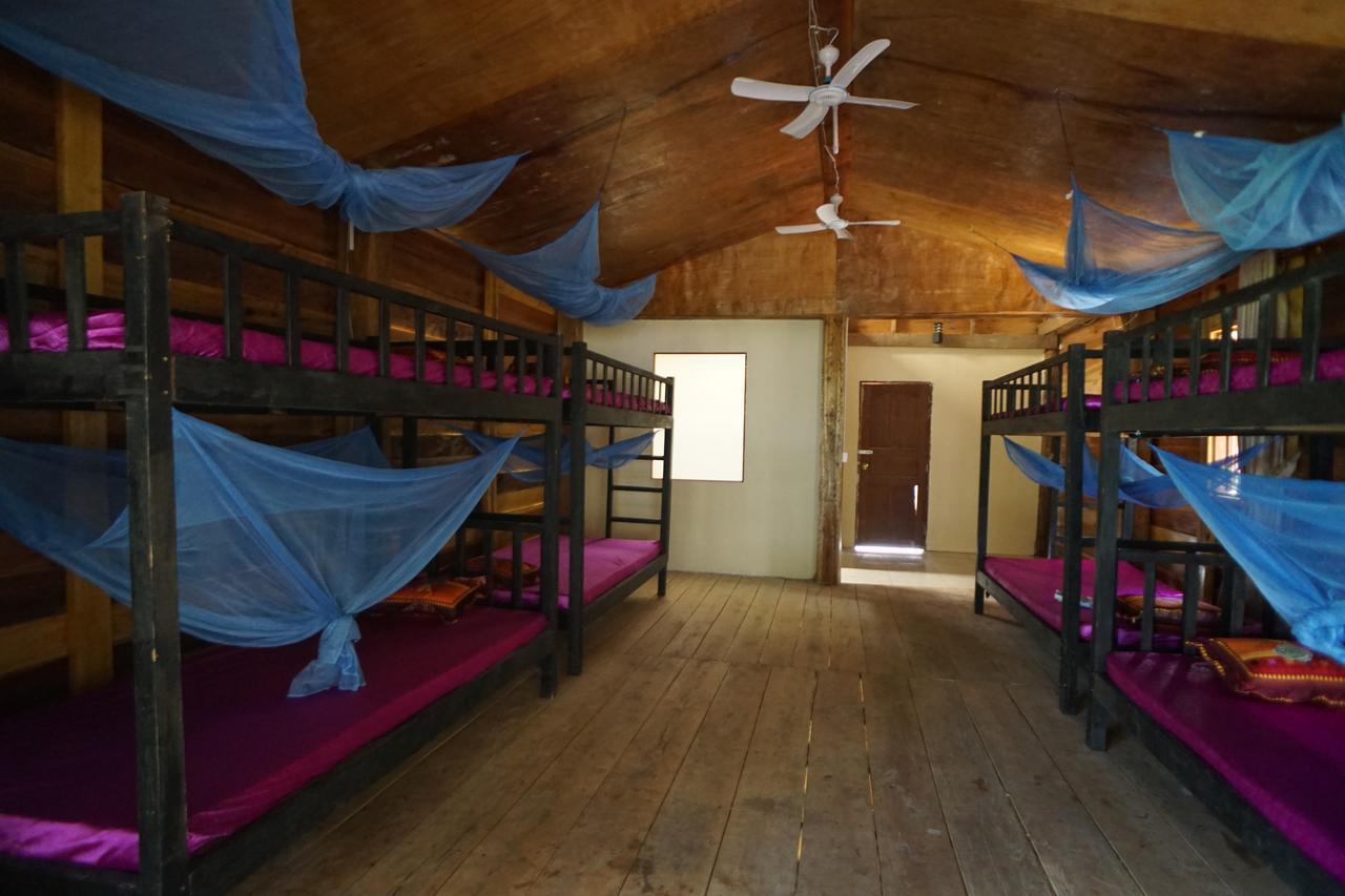 Suns Of Beaches Hostel Koh Rong Island Εξωτερικό φωτογραφία