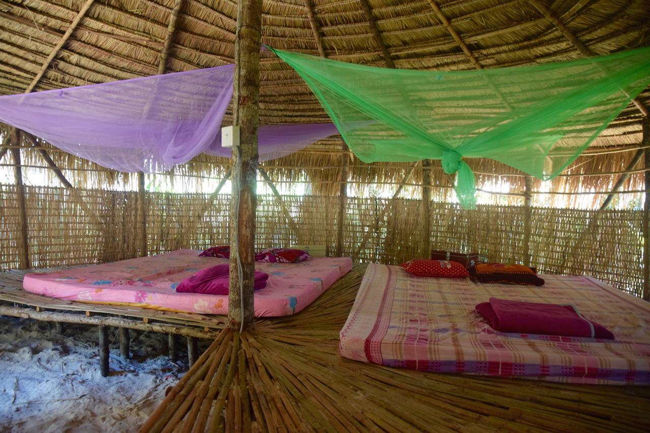 Suns Of Beaches Hostel Koh Rong Island Εξωτερικό φωτογραφία
