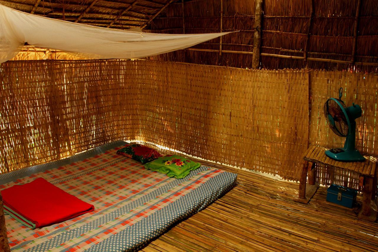 Suns Of Beaches Hostel Koh Rong Island Εξωτερικό φωτογραφία